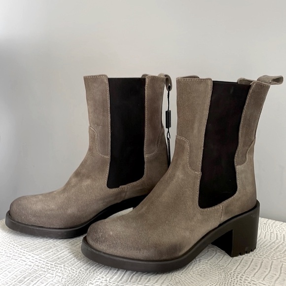 New Emanuele Castro Chelsea Leather Boots. Made in Italy ❤️ - Picture 3 of 11